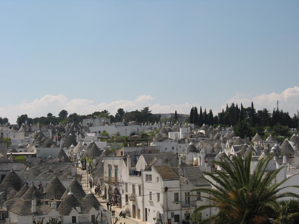 אלברובלו Taverniere Dei Trulli מראה חיצוני תמונה